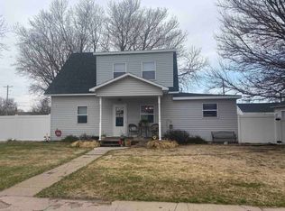 415 N McComb St, Elm Creek, NE 68836