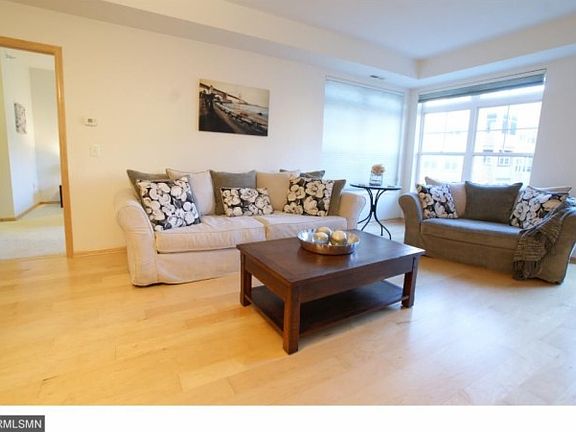 2nd image of 2540 38th Ave NE Unit 307