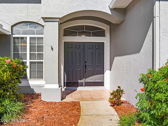 4th image of 6037 Arlington Cir