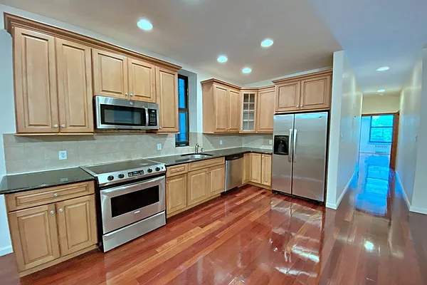 Rented by Douglas Elliman | media 4