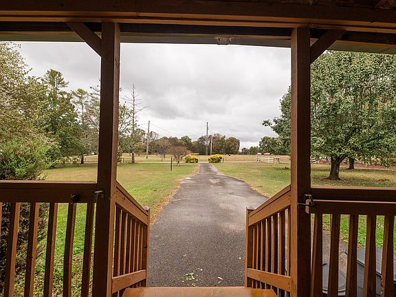 5th image of 253 Halls Mill Rd