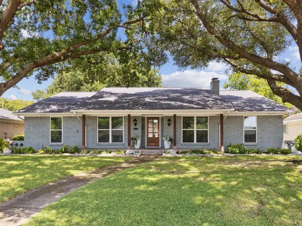 12118 Lochwood Blvd, Dallas, TX 75218