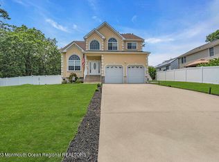 156 Amherst Ave, BAYVILLE, NJ 08721