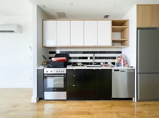 5th image of 2290 Atlantic Ave #7D