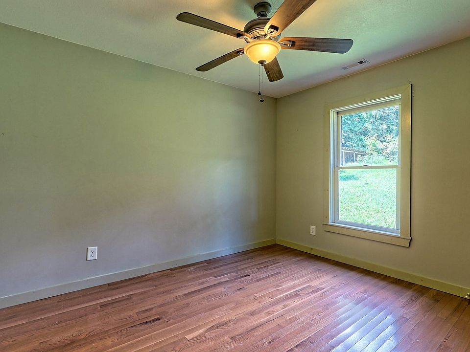 148th image of 3622 Sandy Ford Rd