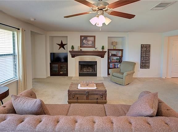 5th image of 2011 Woodway Dr