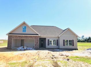 131 Tanglewood Dr, Headland, AL 36345