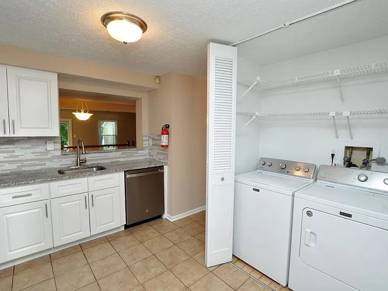 23 Waterview Ct — Photo 4