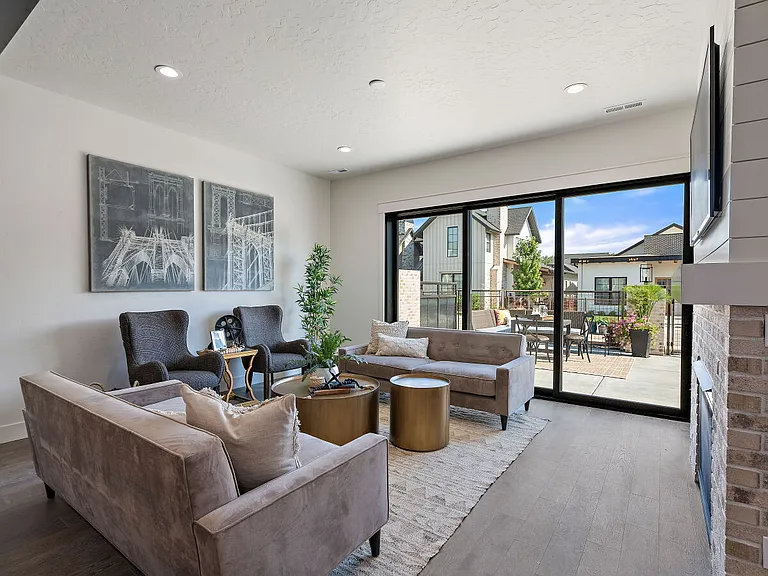 2510 W Iron Coop St #1 — Photo 5