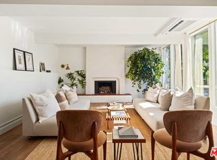 8223 Yucca Trl, Los Angeles, CA 90046