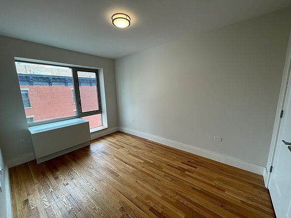 5th image of 885 Grand St APT 6E