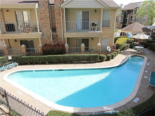 1st image of 12550 Whittington Dr APT 1008