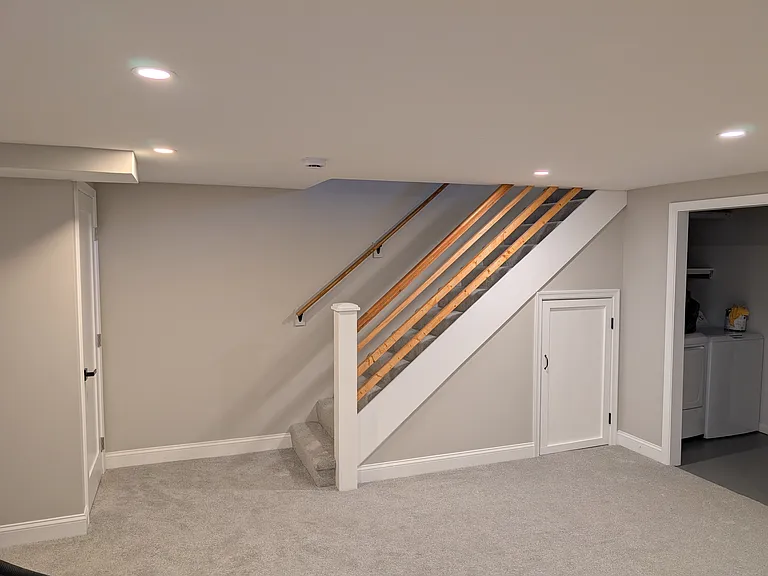 214 Stevenson Ln — Photo 12