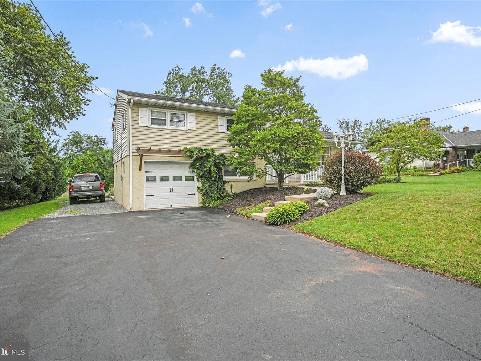 259 N Reamstown Rd, Denver, PA 17517 Zillow