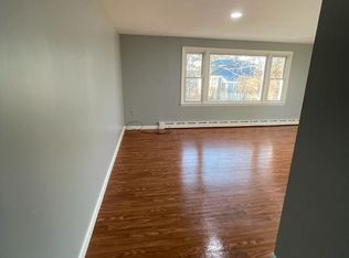 9 Isabella St, Laconia, NH 03246