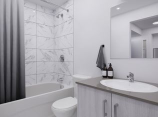 90 Champagne Ave S #215, Ottawa, ON K1S5X8