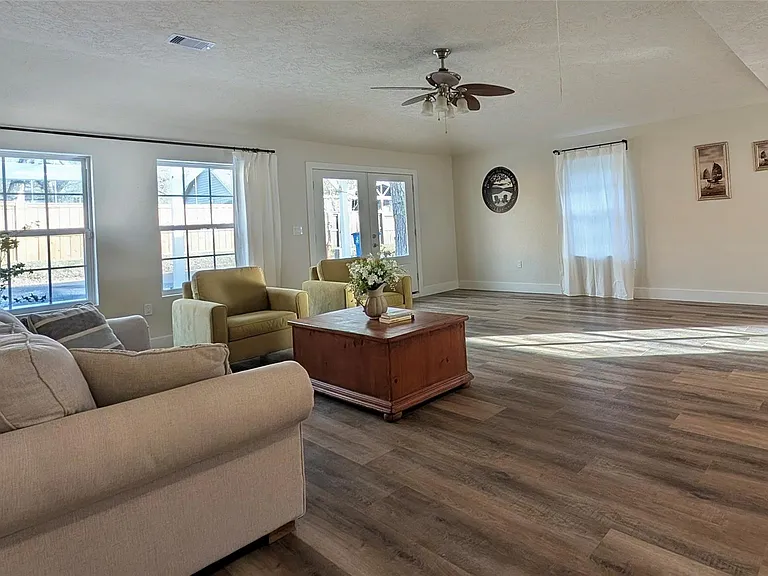 12915 Blueberry Hl — Photo 2