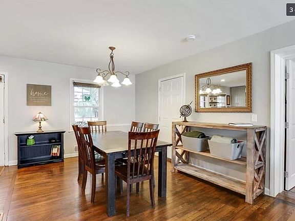 3rd image of 2207 Clearwater Dr SE