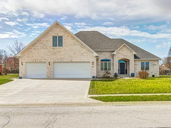 1434 Manchester Dr, Danville, IN 46122