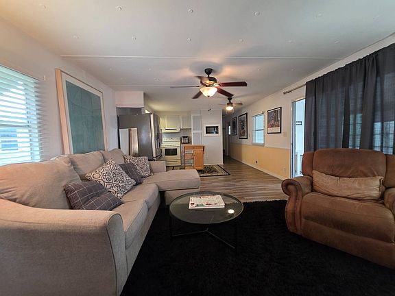 3rd image of 2552 NE Turner Ave #60
