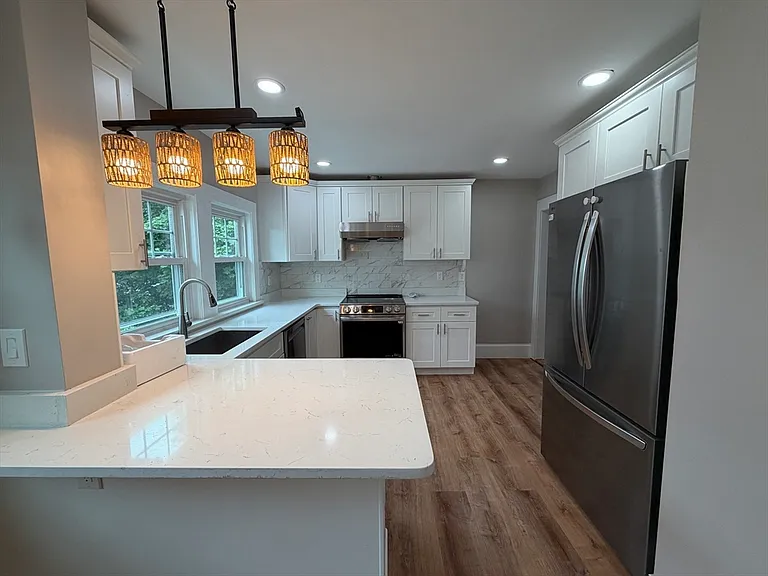 36-38 Upland Rd #38 — Photo 4