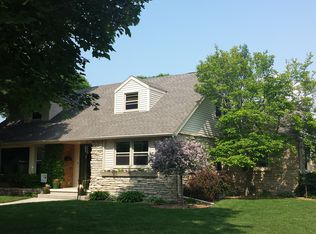 277 Cottage Ave, Fond Du Lac, WI 54935