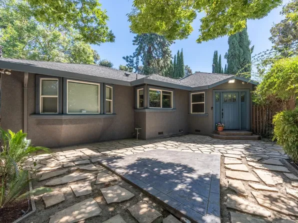 1305 River Rd, Modesto, CA 95351