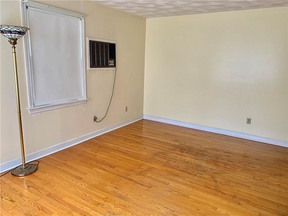 1st image of 125 Blanding Ave