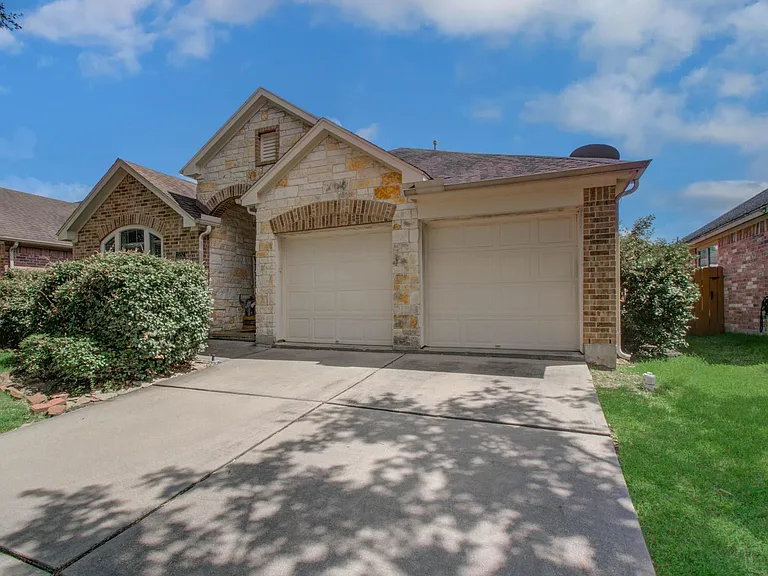 13312 Highland Lake Ln — Photo 4