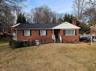 3164 Patrick Henry Dr, Falls Church, VA 22044