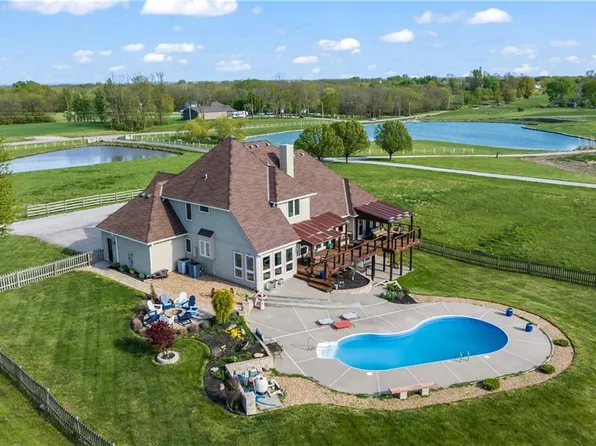 15822 C Hwy, Kearney, MO 64060