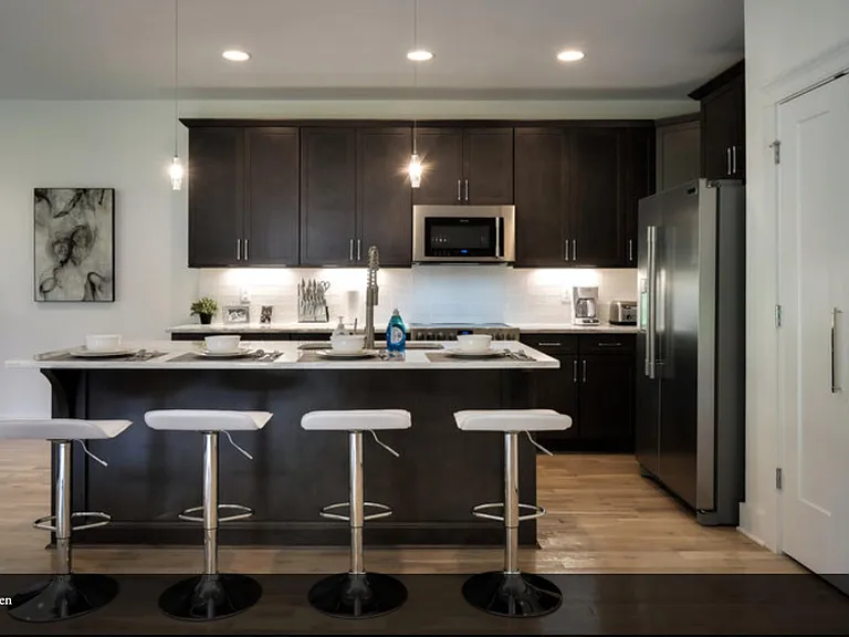 525 Wedgewood Ave #A — Photo 5
