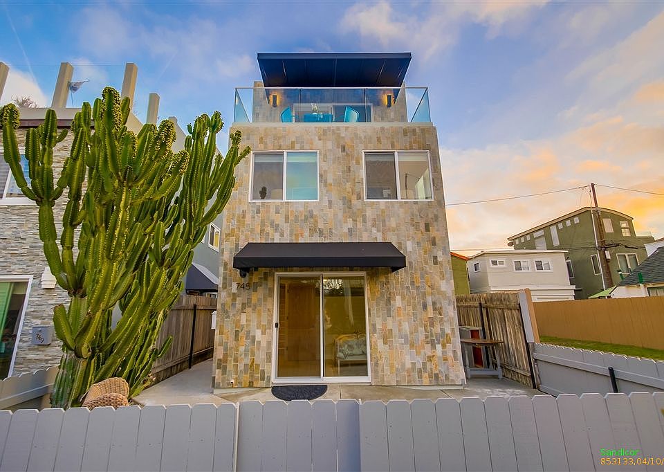 2nd image of 745 Zanzibar Ct