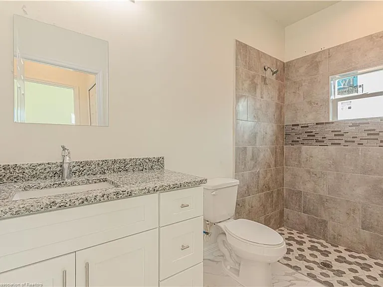 117 Flo Ave NW — Photo 10