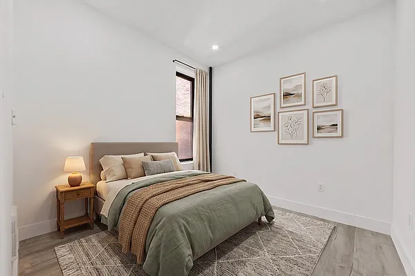 Bedroom, photo 3