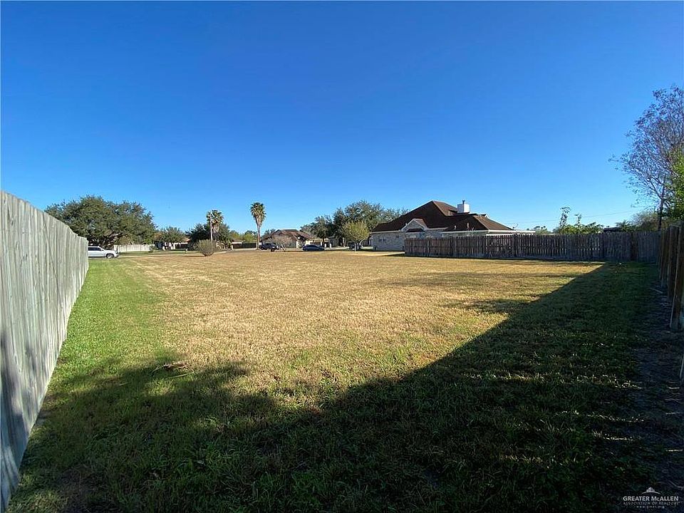 2nd image of 850 Quail Hollow Dr