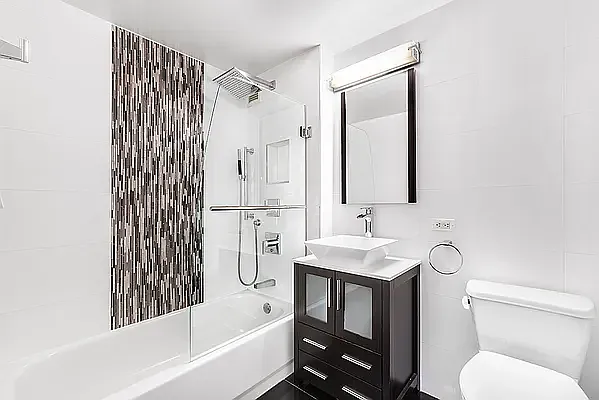 Rented by Compass | media 16