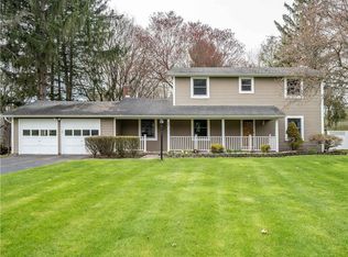 27 Mill Valley Rd, Pittsford, NY 14534