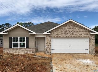 208 Chubbs Ln, Owens X Rds, AL 35763