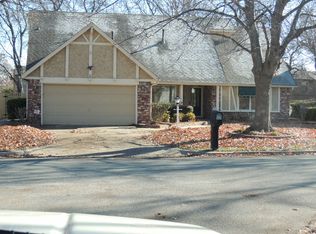 6915 S 77th Ave E, Tulsa, OK 74133