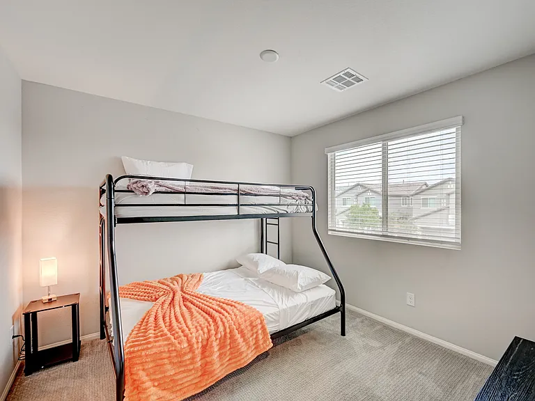 5549 Bonita Park Ct — Photo 31