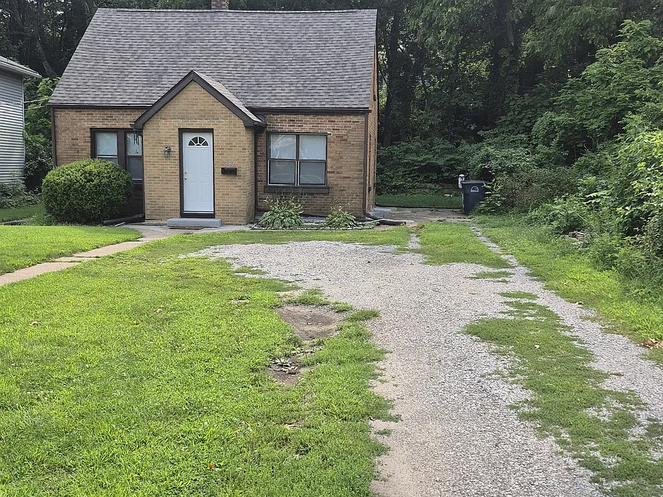 307 Lincoln Ave