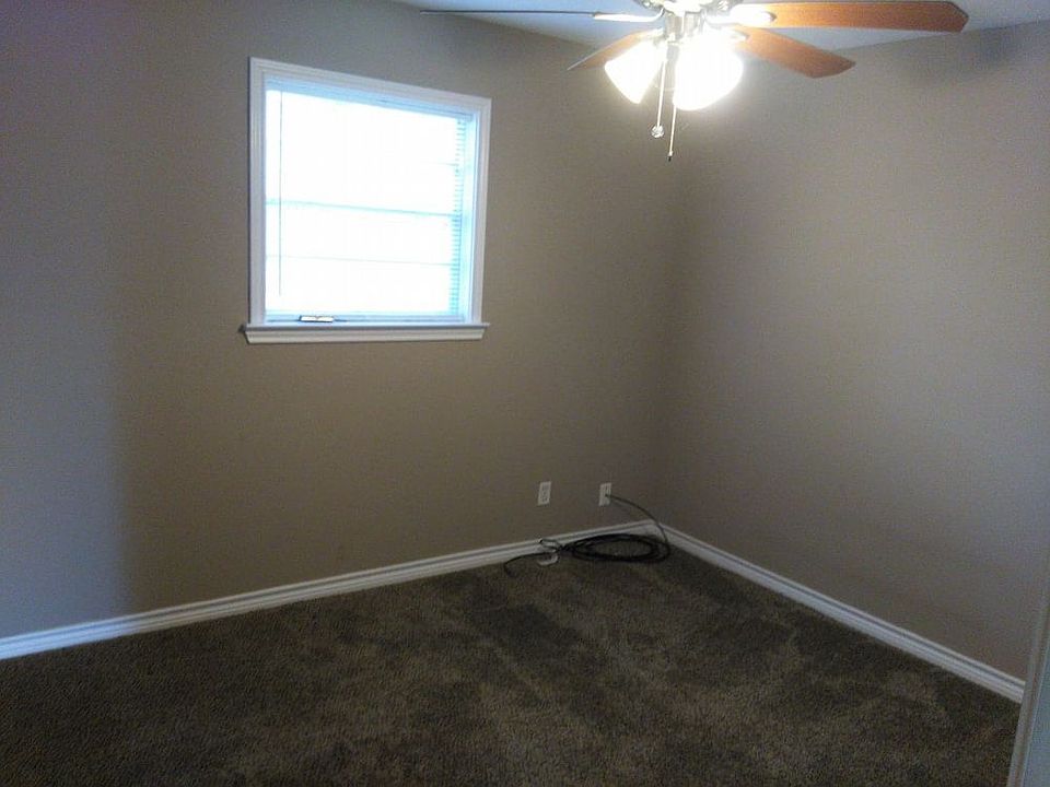 2nd image of 3309 Avenue A