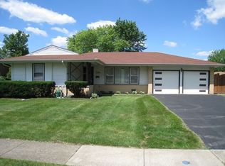 1168 Westview Dr, Elk Grove Village, IL 60007