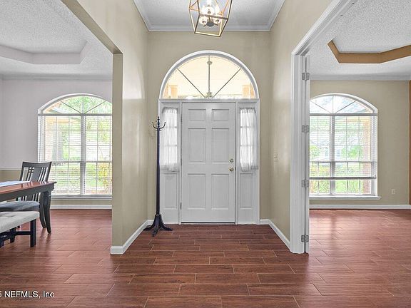 4th image of 2589 SCOTT MILL Drive S