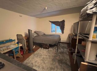 49 S Huntington Ave APT B3, Boston, MA 02130