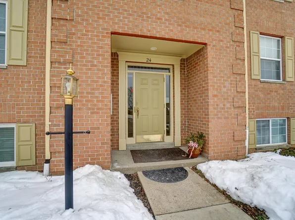 24 Highland Meadows Cir Suite 12, Highland Heights, KY 41076
