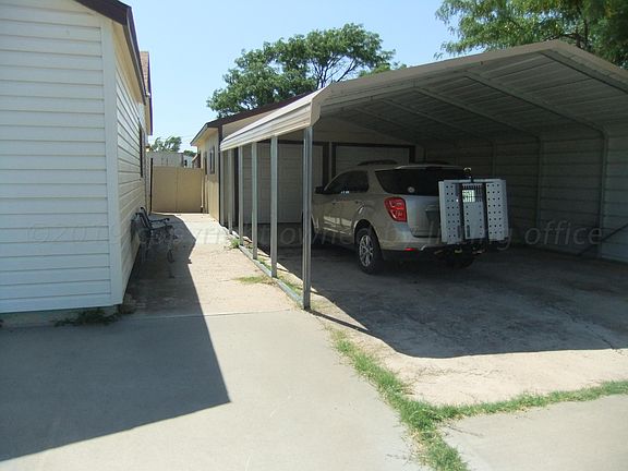 3rd image of 1100 McCullough St