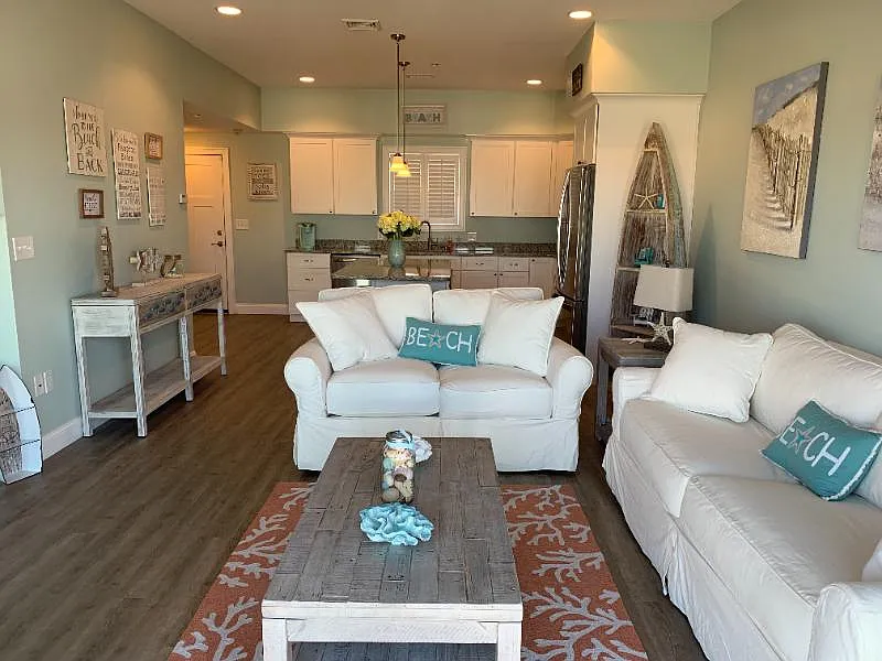 2 bed, 2.5 bath, 1386 sqft, $2,800 — Photo 2