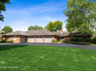 400 Fox Run Rd, Libertyville, IL 60048